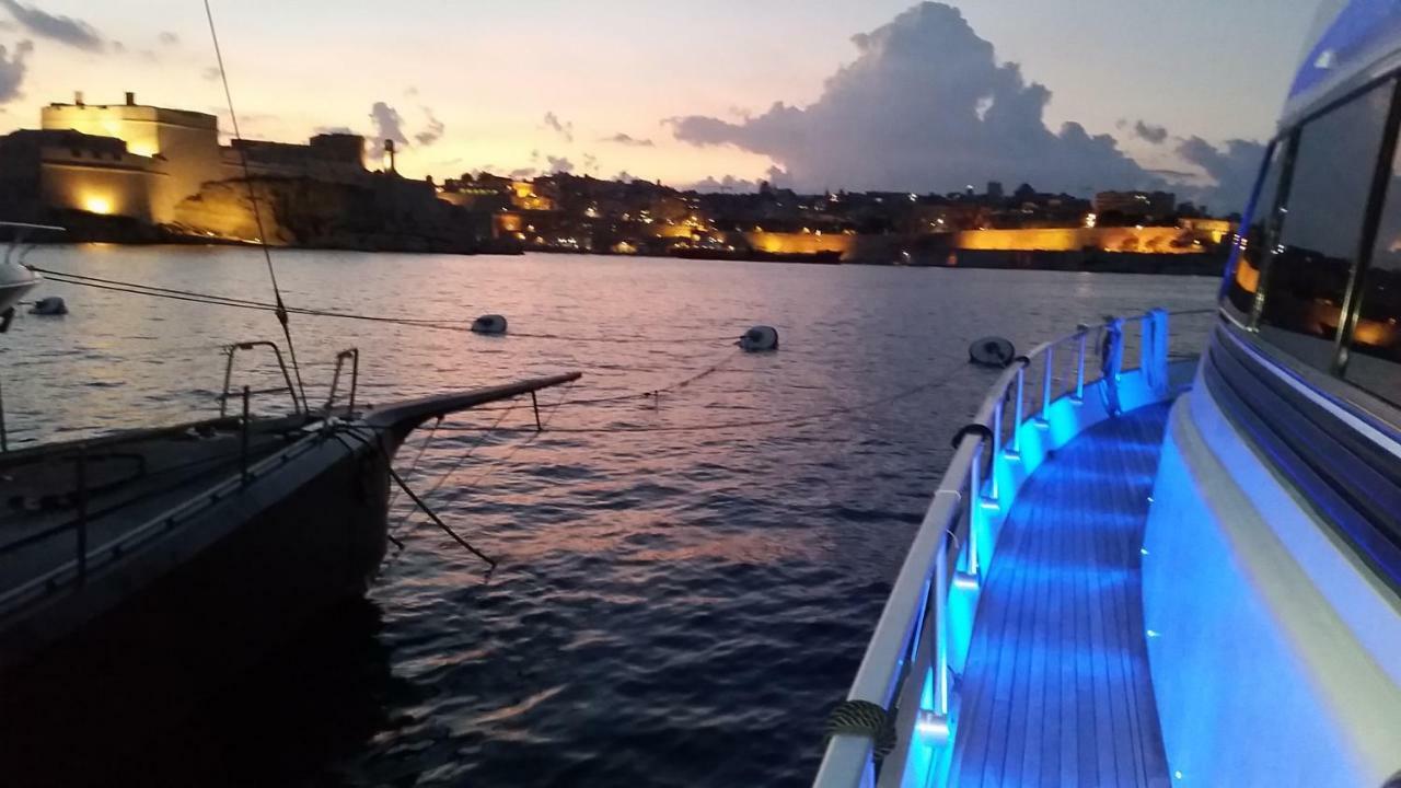 فندق Riti Yacht Kalkara المظهر الخارجي الصورة